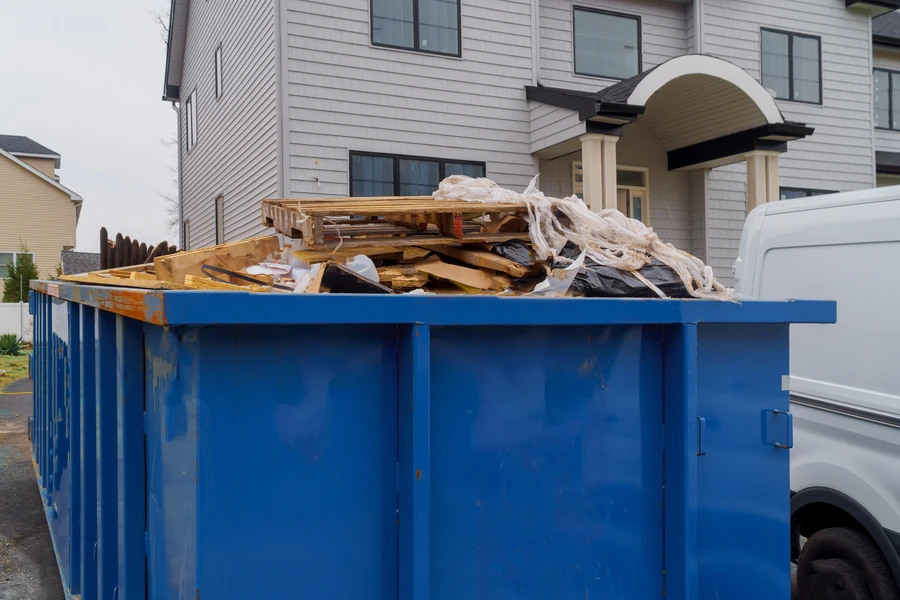Key Factors To Consider When Renting A Dumpster For Construction in Livonia, MI Key Factors To Consider When Renting A Dumpster For Construction in Livonia, MI